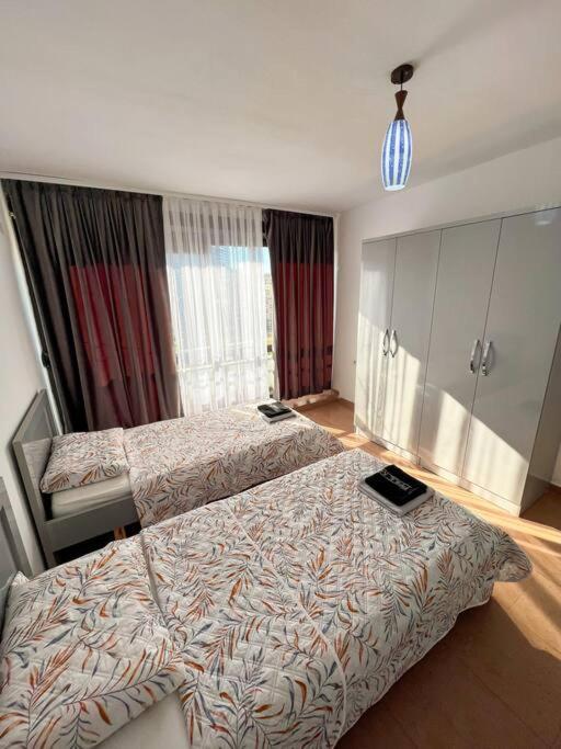 Scanderbeg Square 2Br Apt Tirana Exteriér fotografie